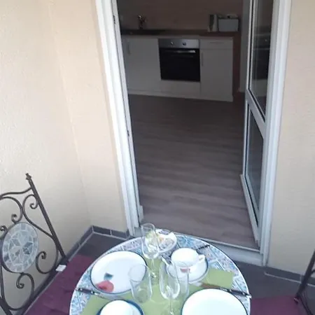 Bit-city Und Apartment *